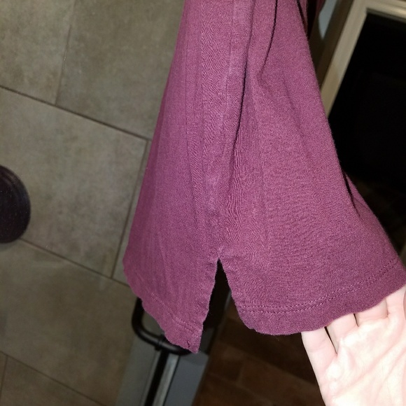 Maroon boyfriend tee - Picture 3 of 5